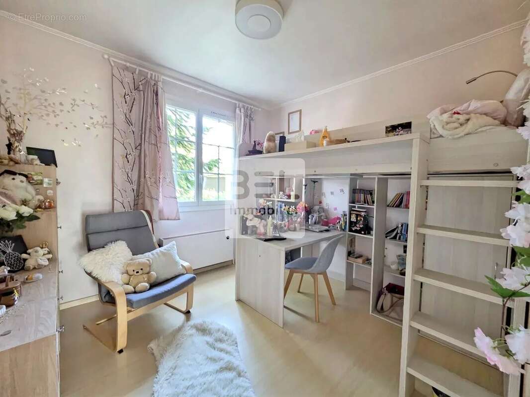 Maison à BAGNOLS-SUR-CEZE