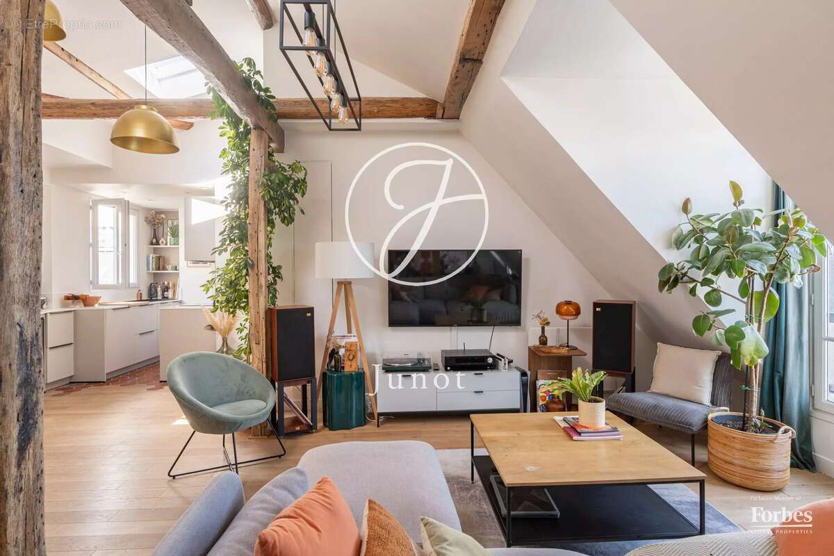 Appartement à PARIS-11E
