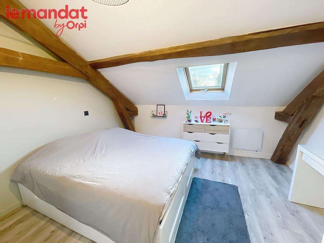 Appartement à SERAINCOURT