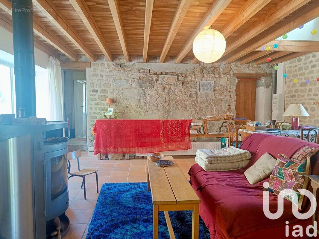 Maison 189 m² à Nedde  - photo 4