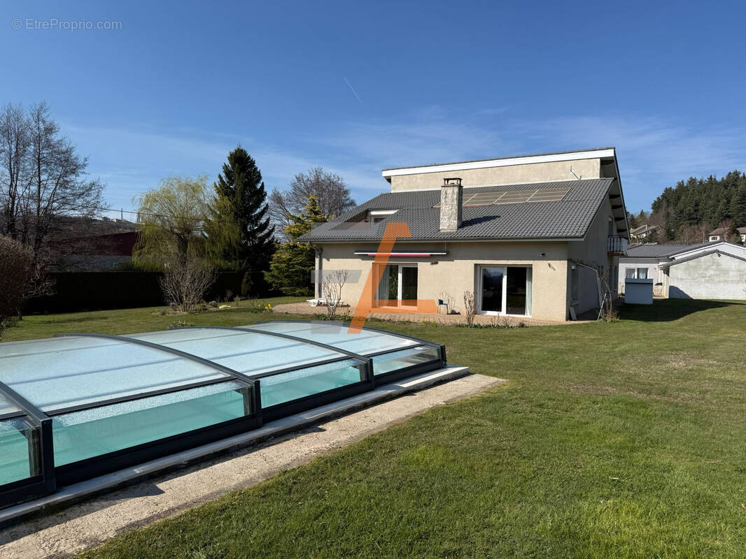Maison à YSSINGEAUX