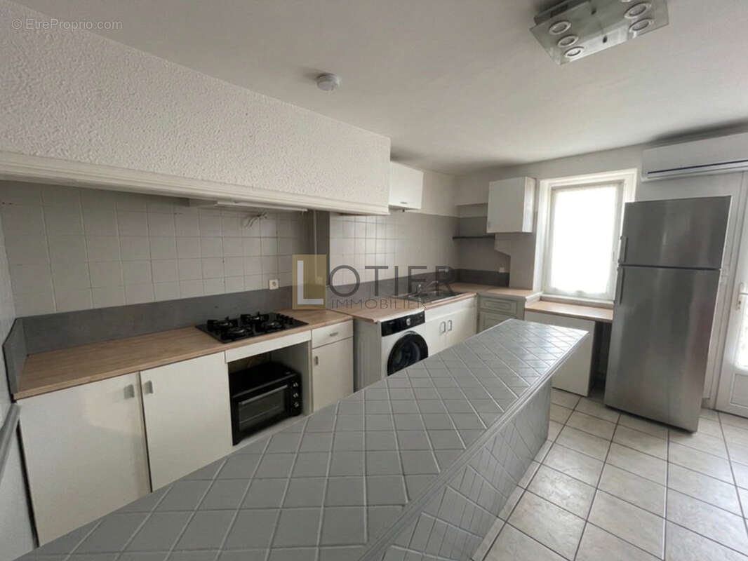 Maison vendue louée et meublée   Investissement locatif clé en main   Pezens (11170) - photo 3