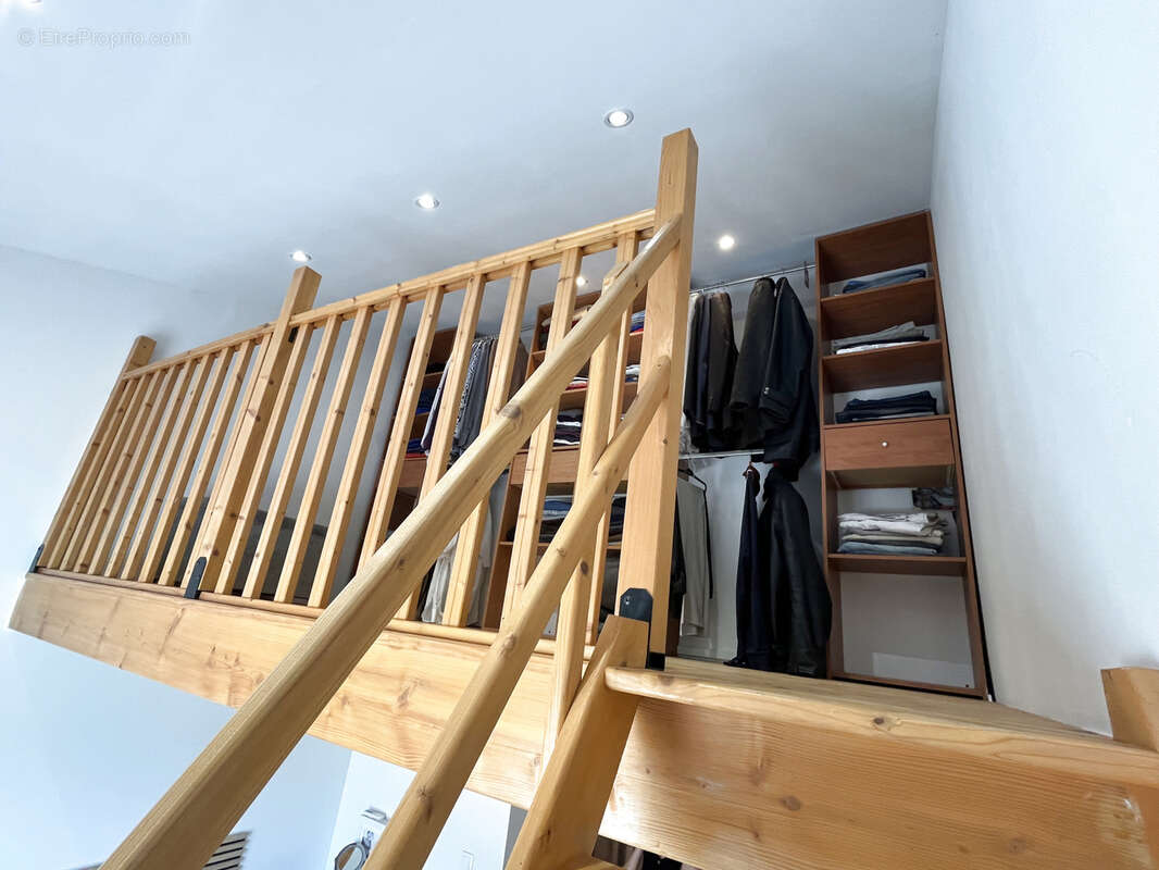 Maison à AMBARES-ET-LAGRAVE