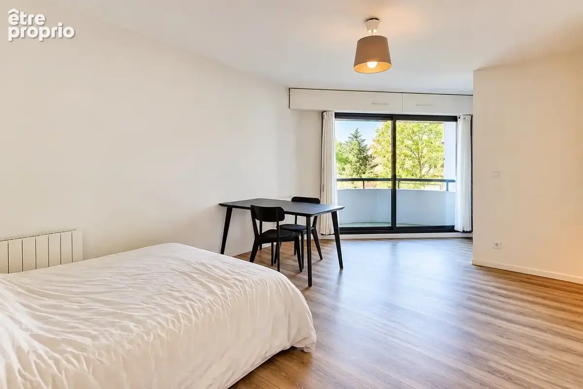 Appartement à LYON-8E