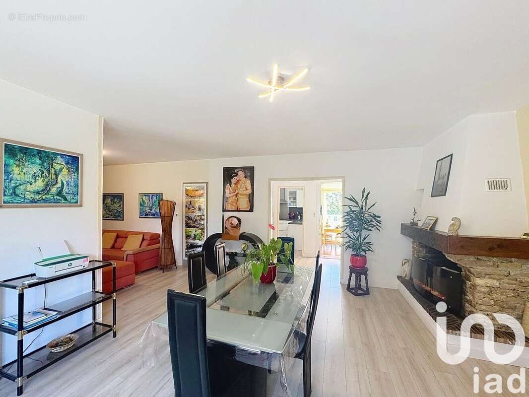 Photo 2 - Maison à SIX-FOURS-LES-PLAGES