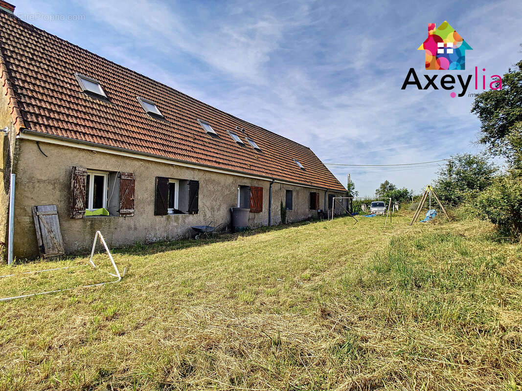 A vendre - les guerreaux - longère avec terrain 9419 m2 - photo 13
