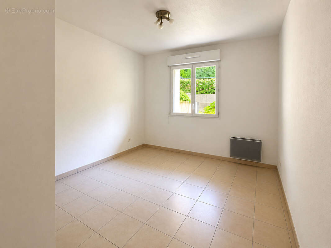 Appartement à LA COLLE-SUR-LOUP