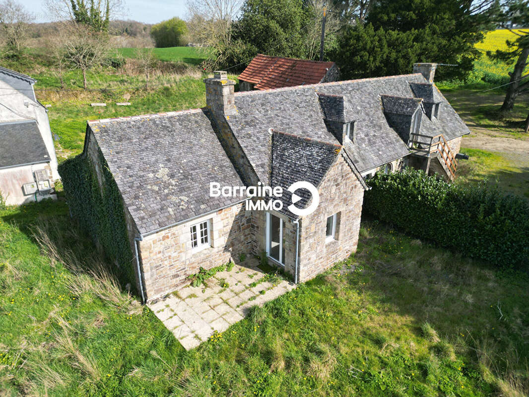 Appartement à PLOUGONVEN