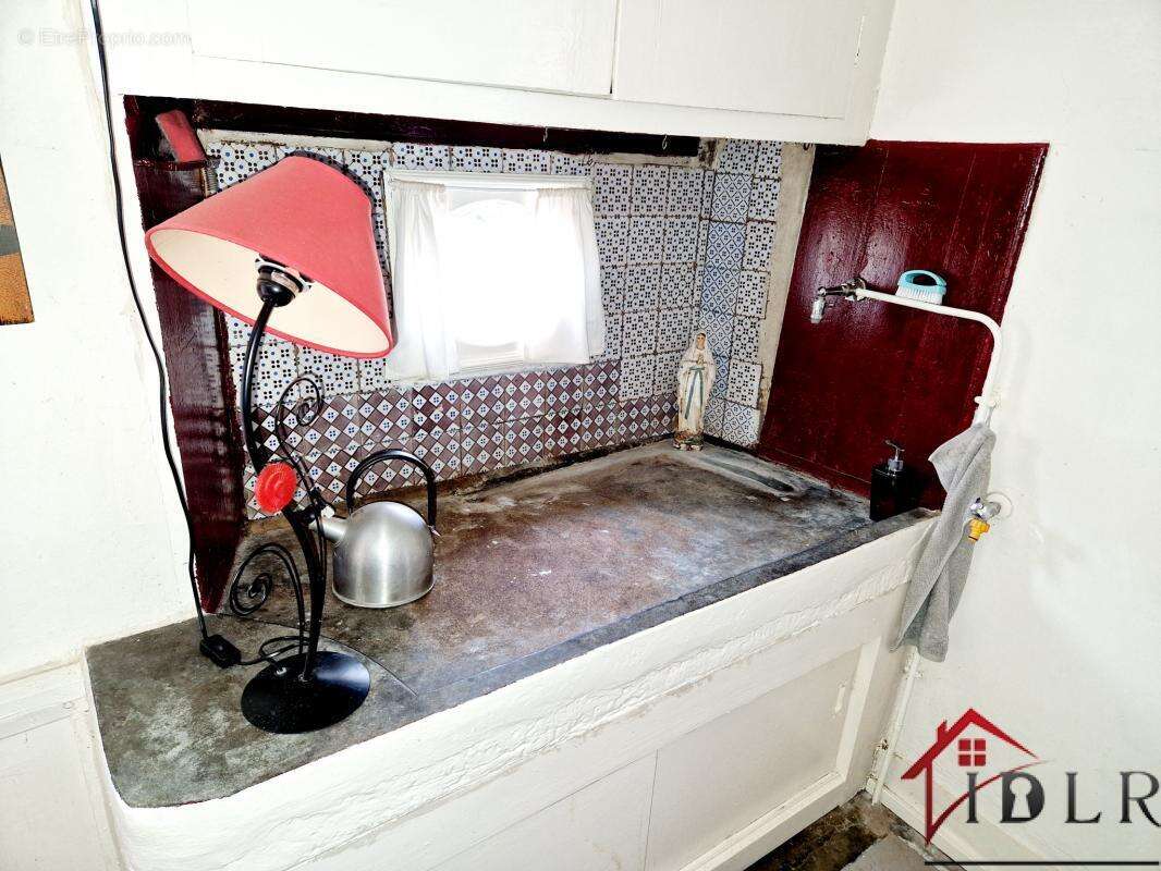 Maison à TERRE-NATALE