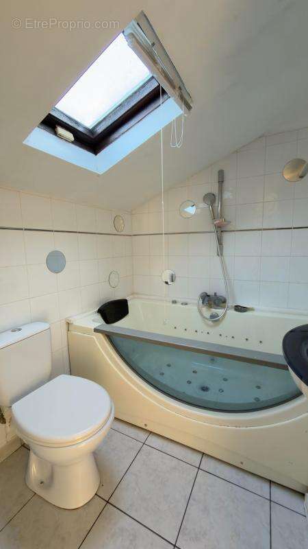 Maison à NEUILLY-PLAISANCE