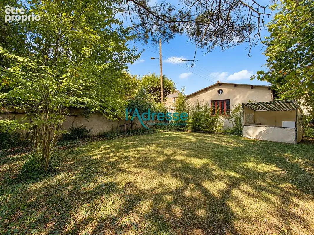 Grande maison familiale sur 9000 m² env. de terrain - photo 10