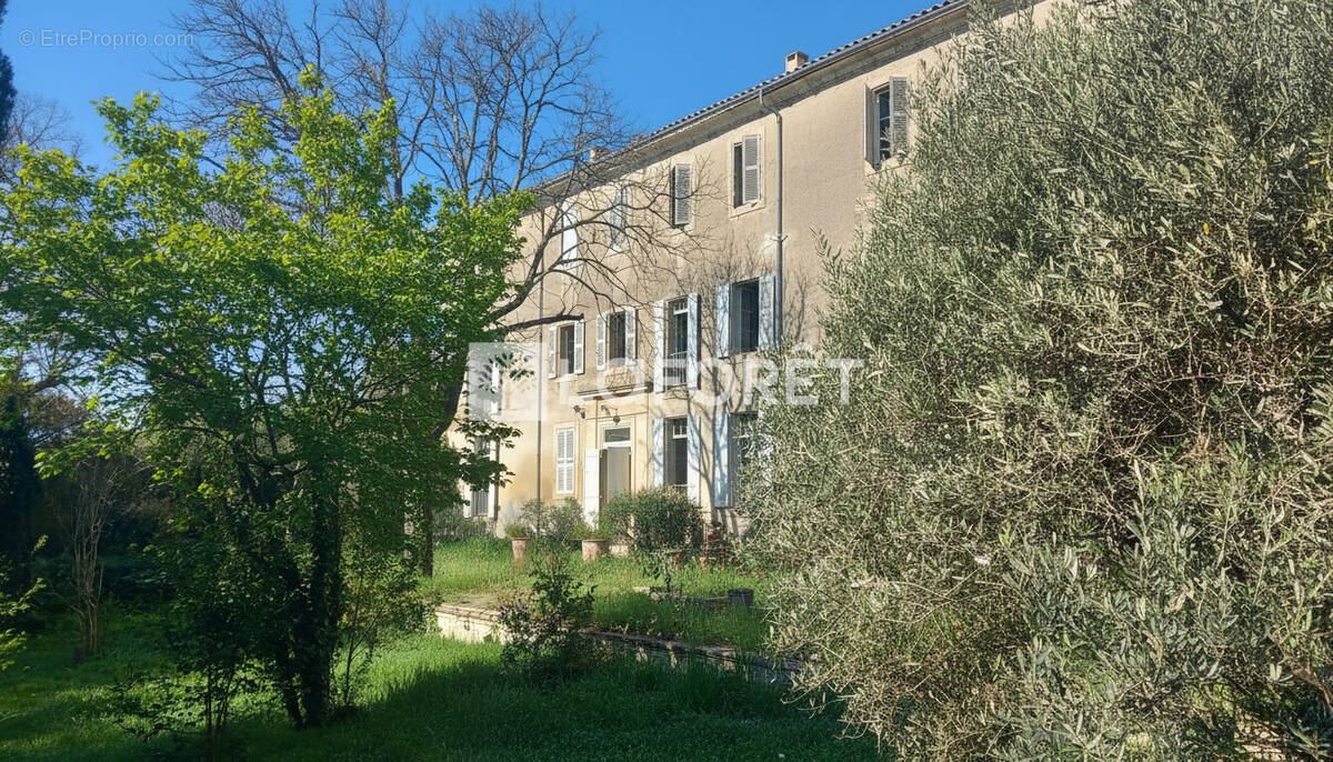 Maison à VILLENEUVE-LES-AVIGNON