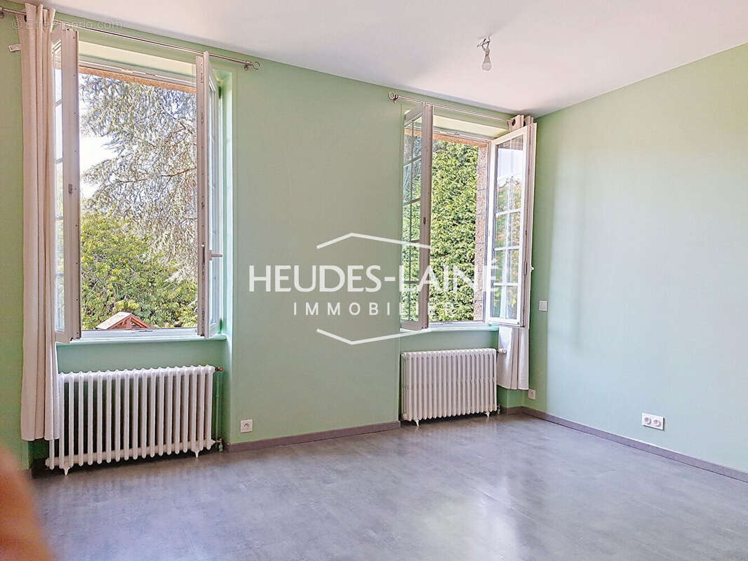 Maison 198 m2  - 6 pièces  - 50300 Avranches - photo 12