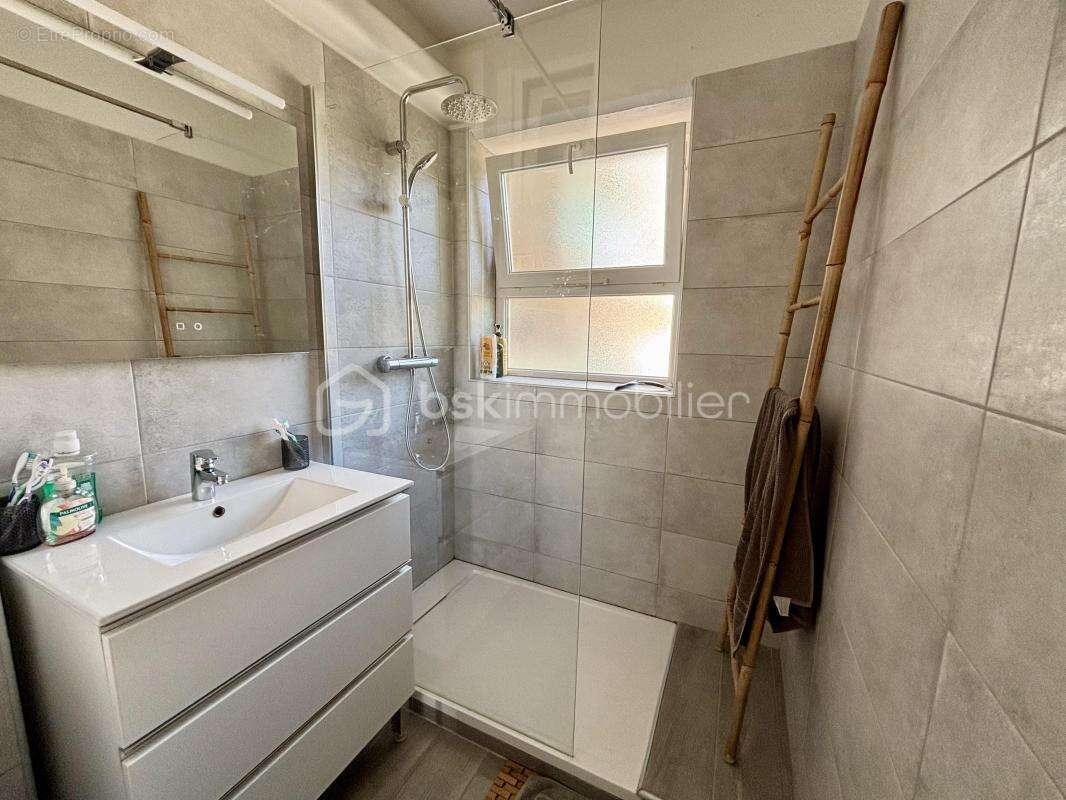 Appartement T3 de 60 m² avec garage à Draguignan - photo 9