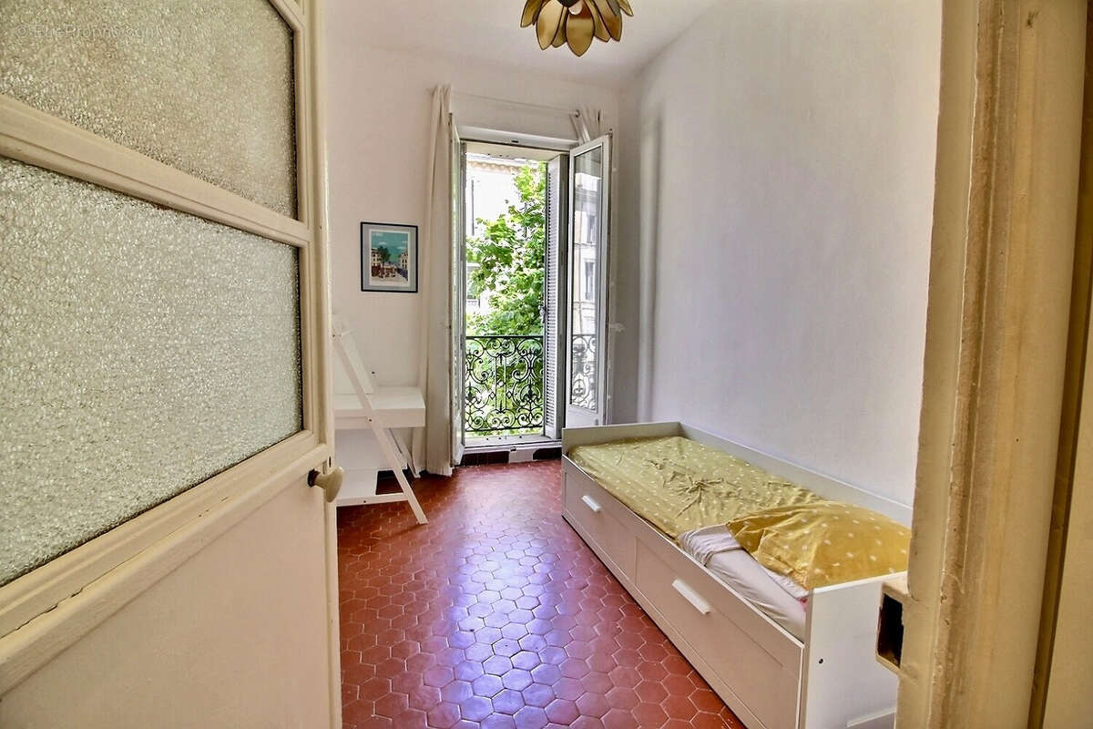 Appartement à MARSEILLE-6E