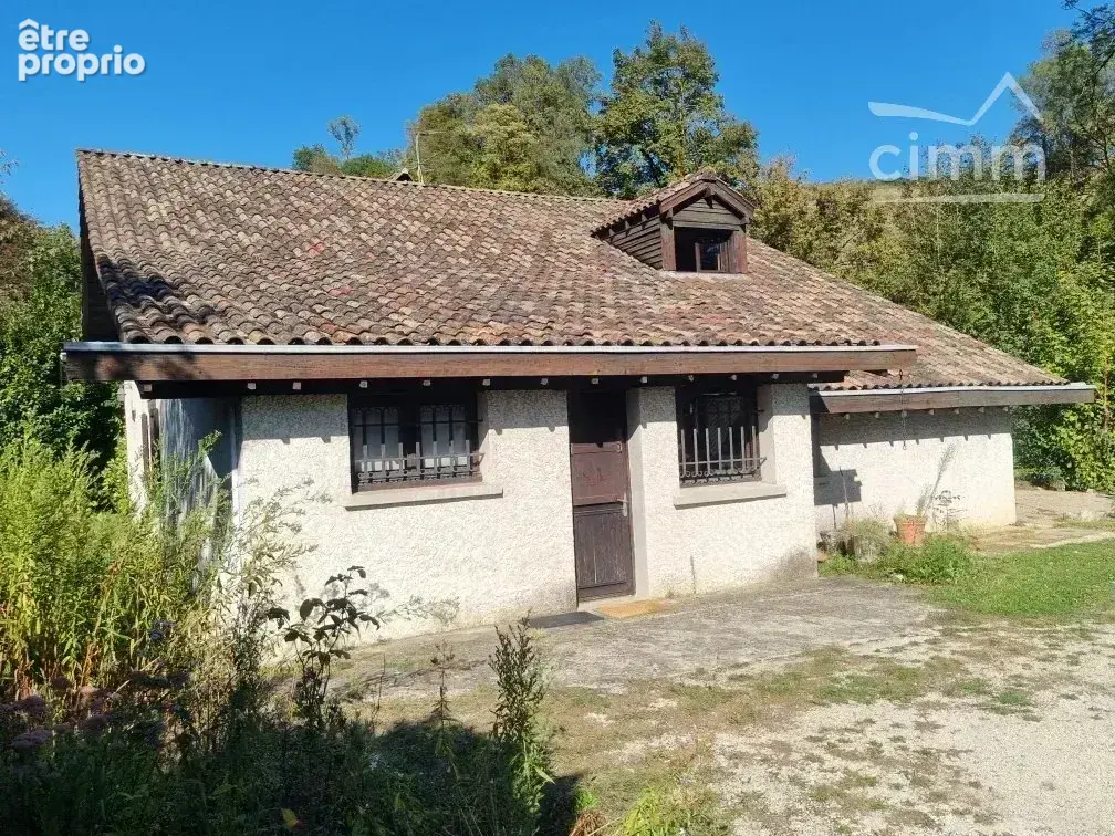 À vendre – Maison de caractère avec piscine, terrain de 2 090 m² et nombreuses dépendances à Saint-Vincent-de-Mercuze - photo 20