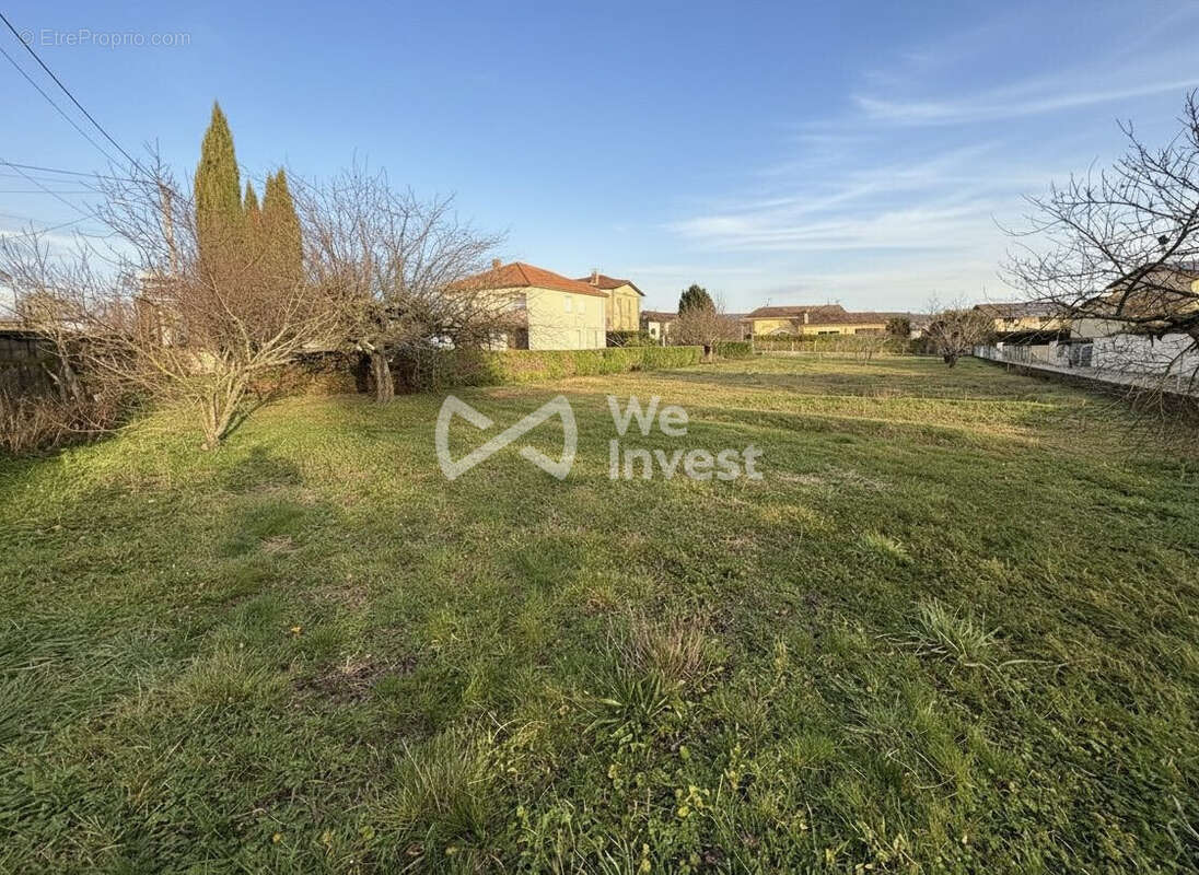 Terrain 426 m² à Communay  - photo 2