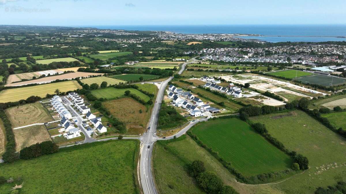 Terrain à CHERBOURG-OCTEVILLE