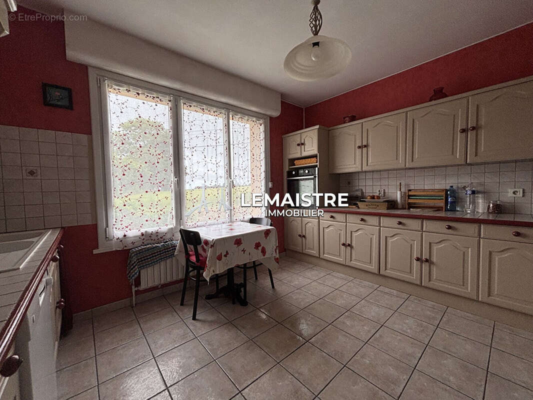 Maison à vendre- Gonneville La Mallet- 114 m2-  4 chambres - photo 5