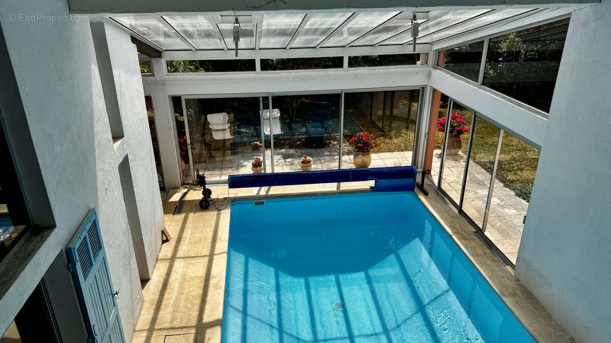 Maison d'architecte d'exception 265m² -Plein sud -Piscine intérieure - Calme absolu - photo 11
