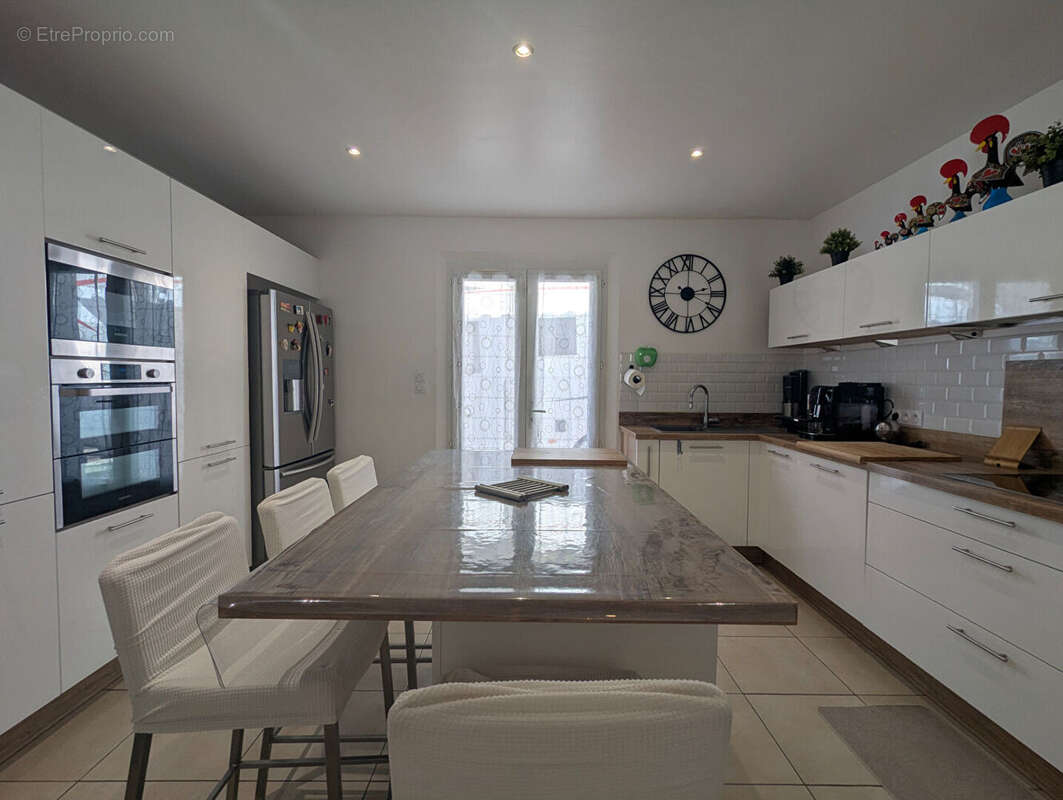 Maison à VILLECROZE