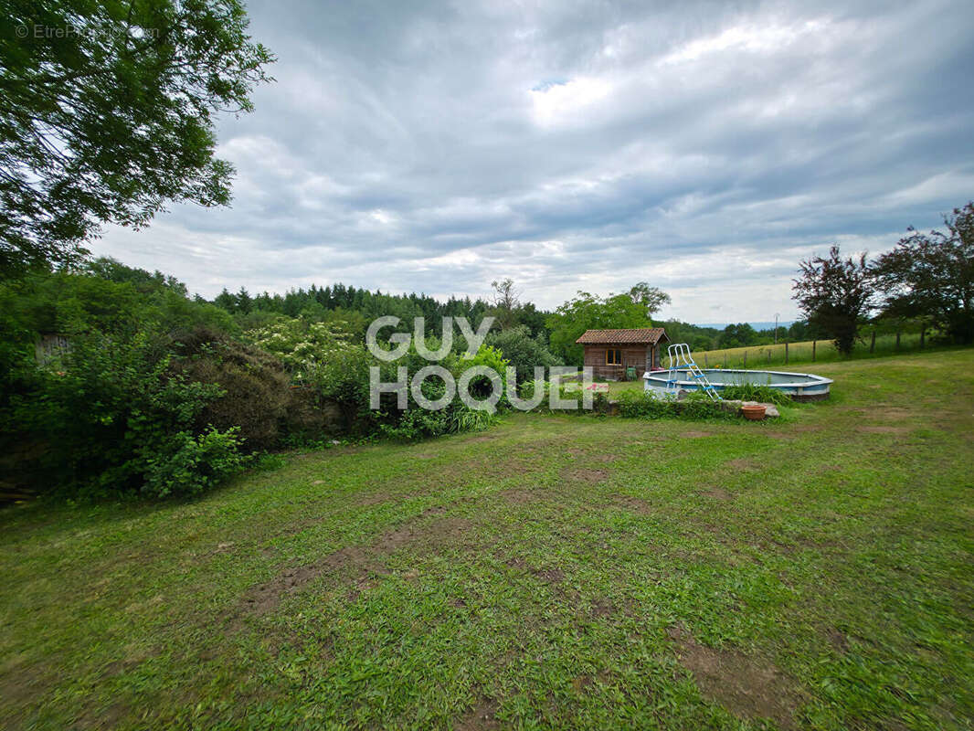 Maison à SAINT-BARTHELEMY-LESTRA