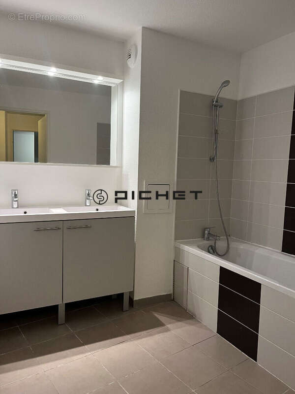 Appartement à CENON