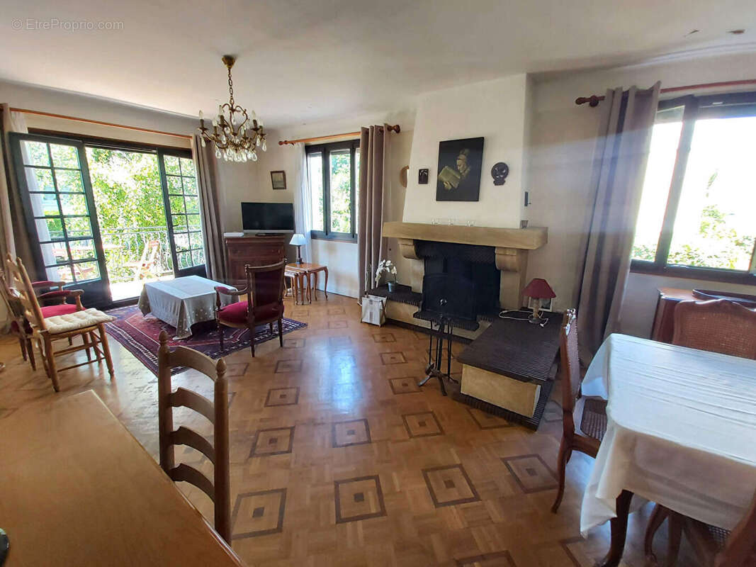 Maison à ROSNY-SOUS-BOIS