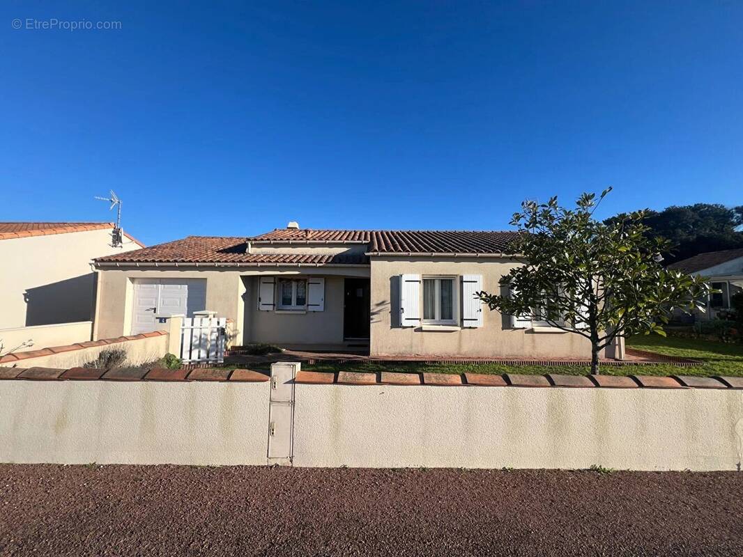 Maison à SAINT-VINCENT-SUR-JARD