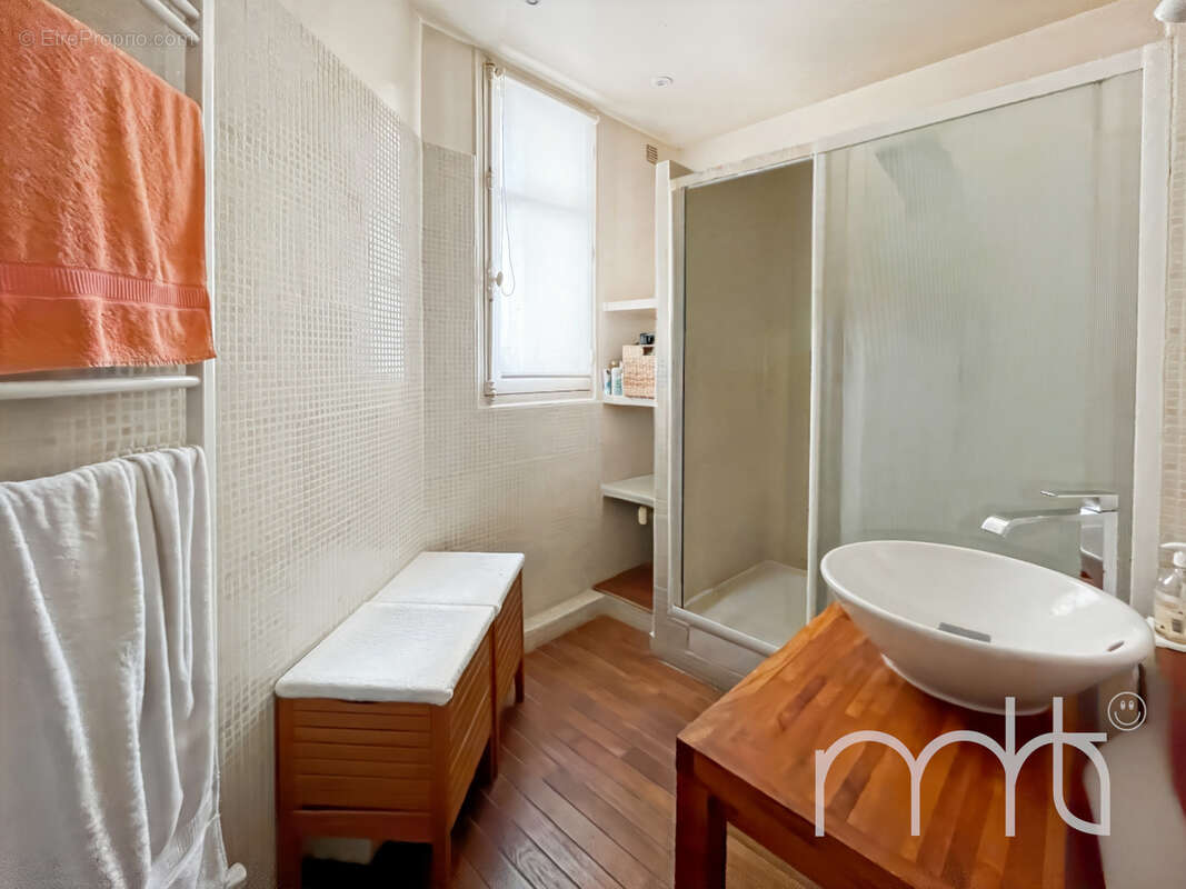 Appartement à BOIS-COLOMBES