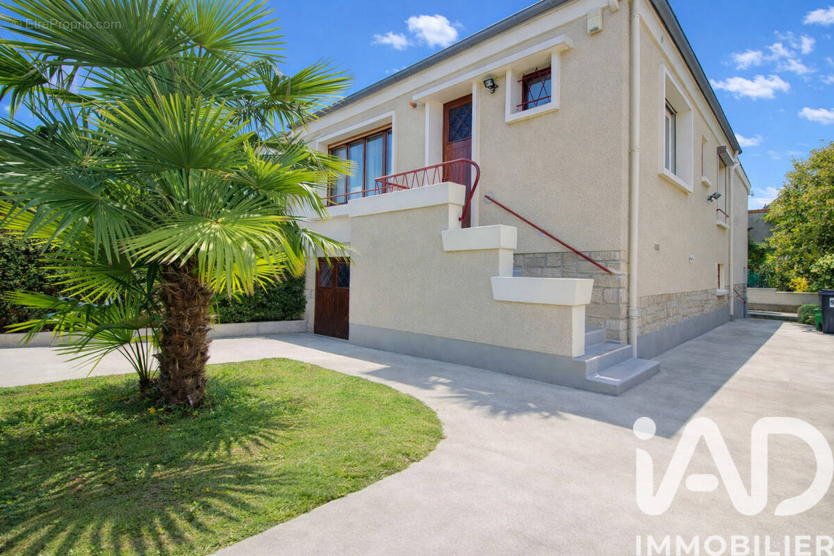 Photo 1 - Maison à CONFLANS-SAINTE-HONORINE