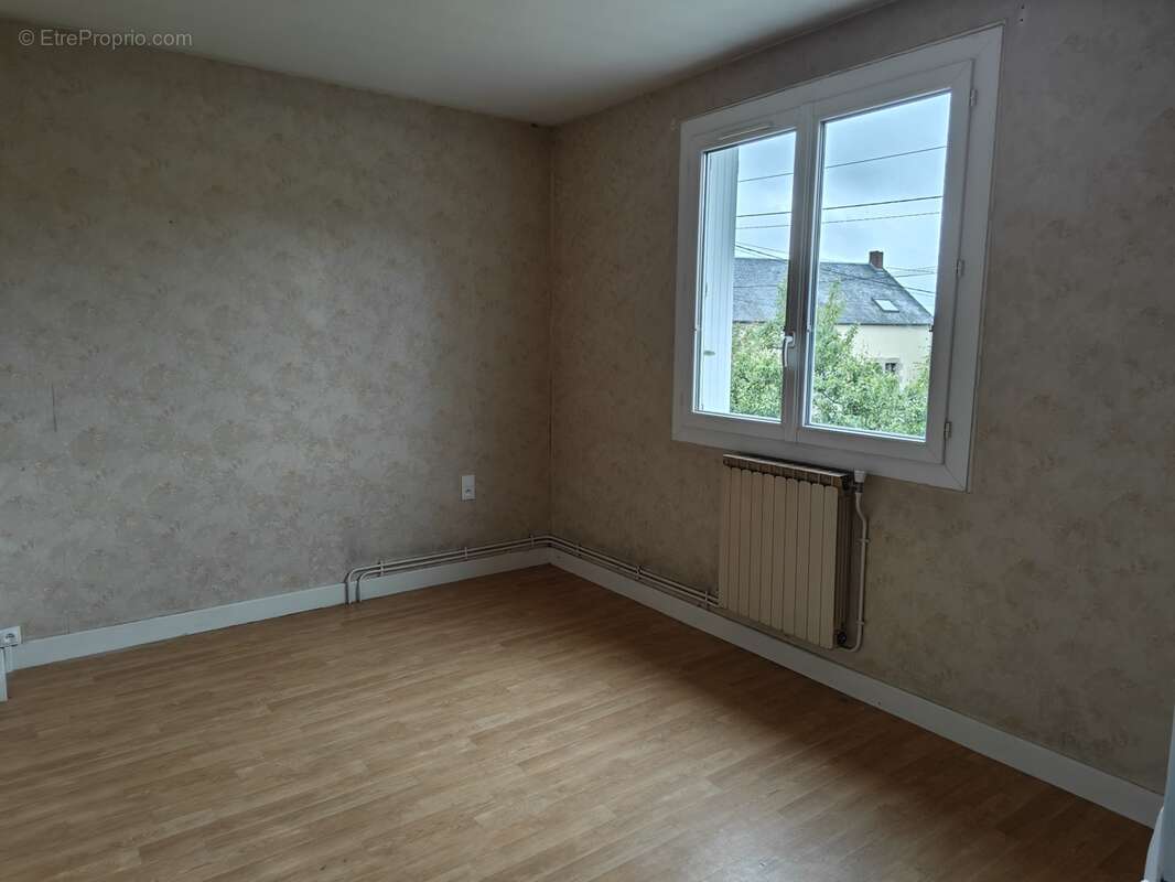 Maison à LA SOUTERRAINE