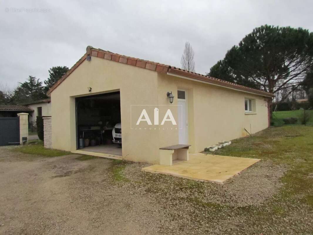 Maison à TAIZE-AIZIE