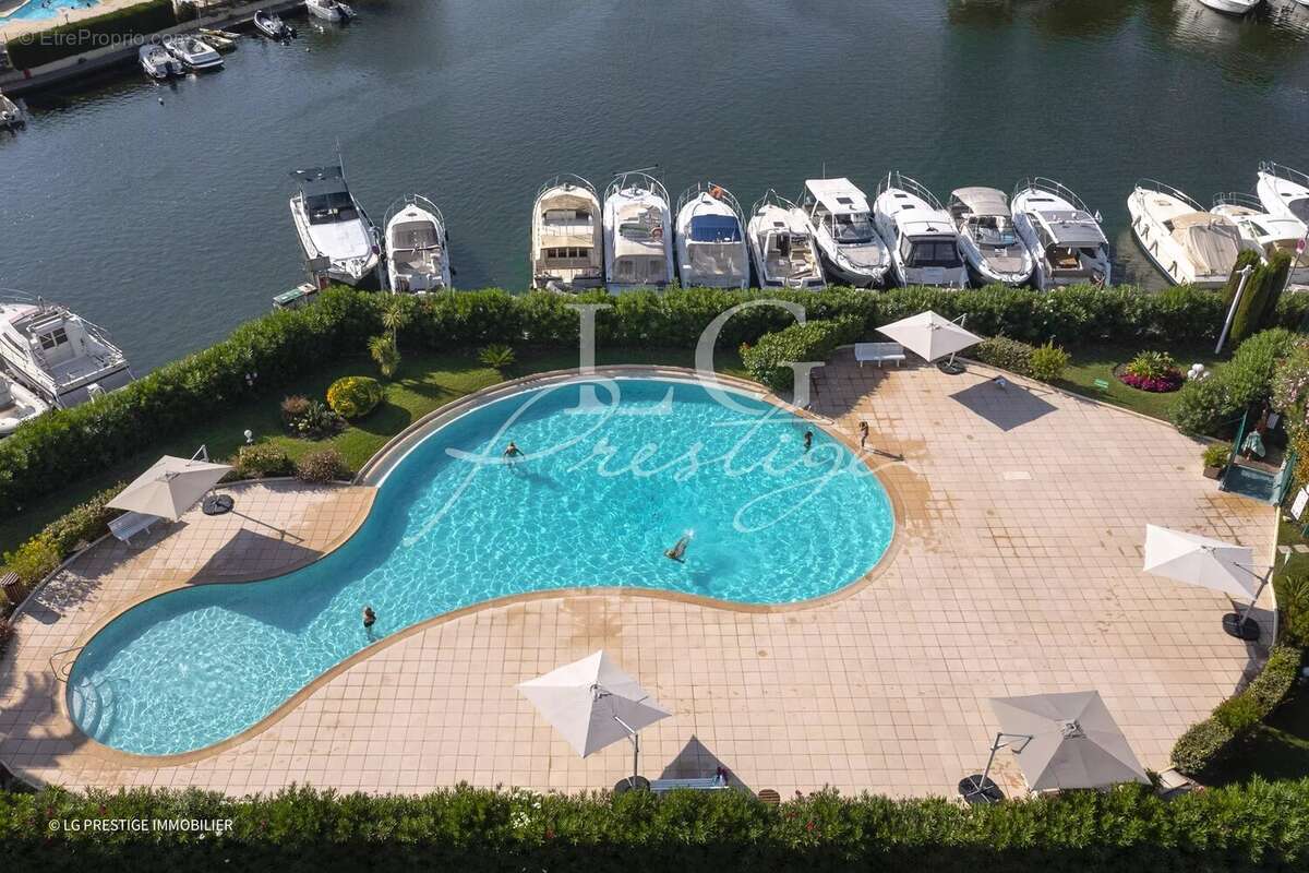 Appartement à MANDELIEU-LA-NAPOULE