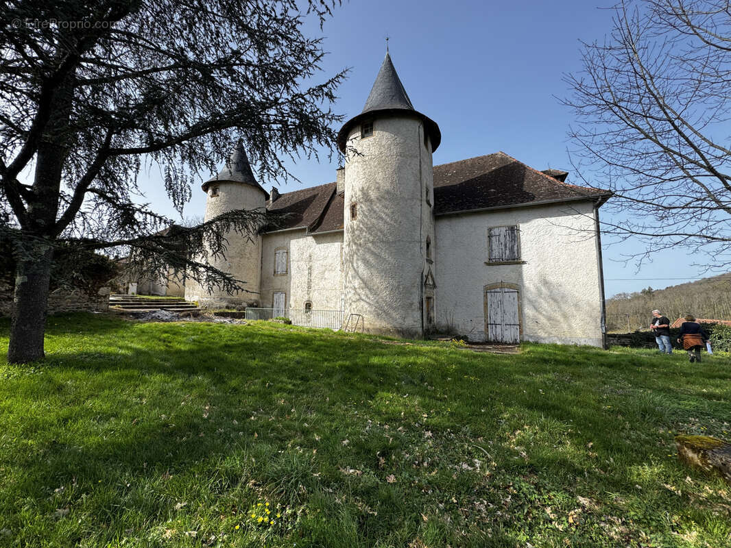 Maison à GAGNAC-SUR-CERE