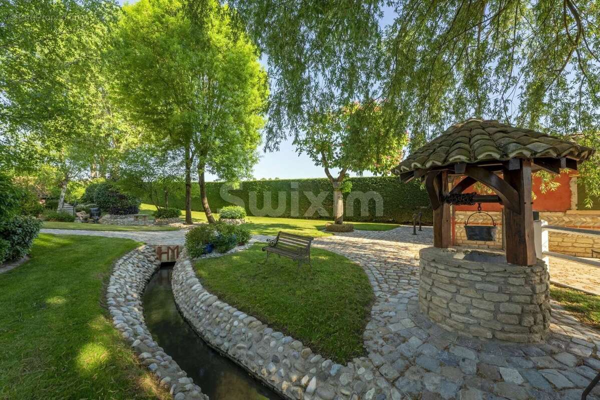 Maison à VILLEFRANCHE-SUR-SAONE