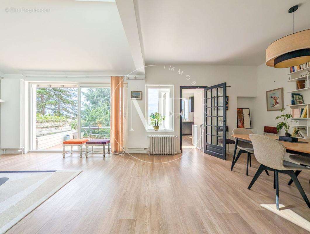 Maison à NANTERRE