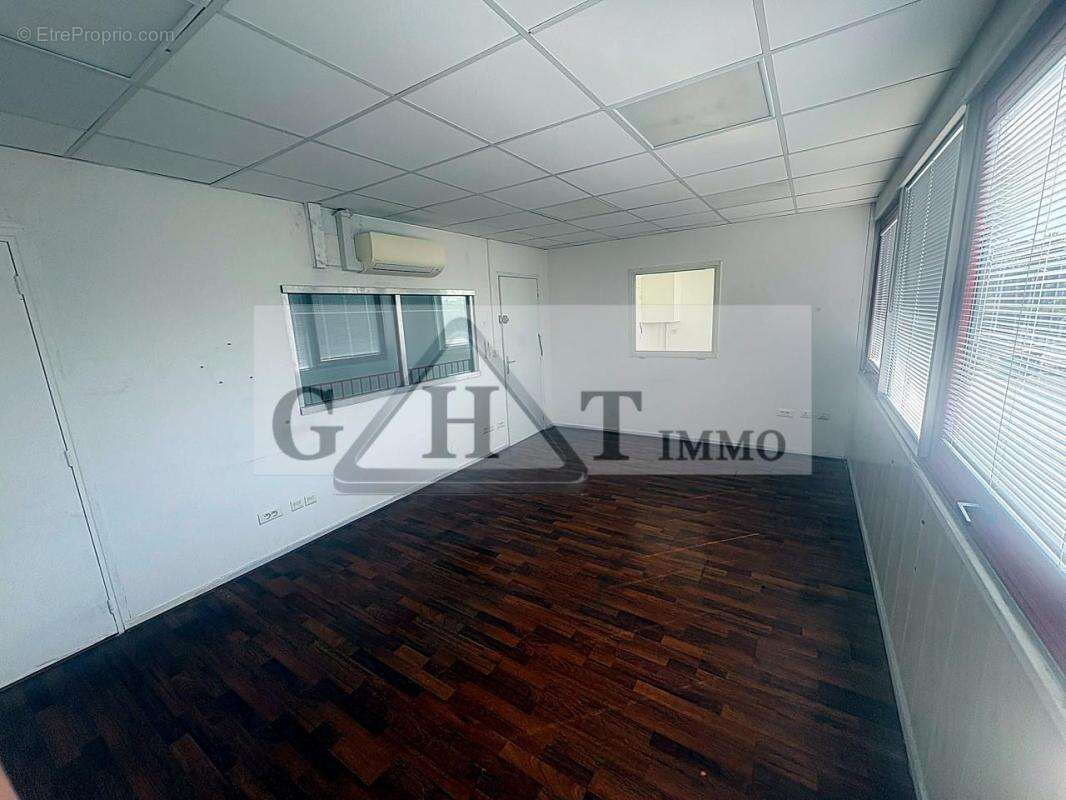 Entrepot 450 m² a savigny le temple a vendre - photo 18