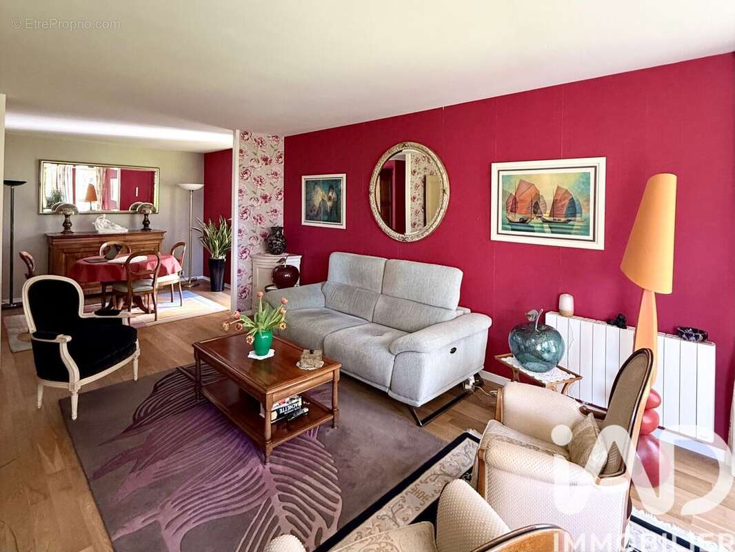 Photo 2 - Appartement à COURBEVOIE