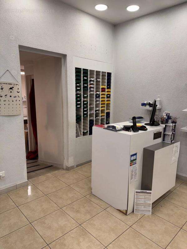 Commerce à L&#039;ISLE-JOURDAIN