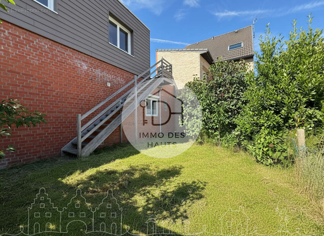 Appartement type 3 traversant, avec terrasse et jardin, à Téteghem - photo 8