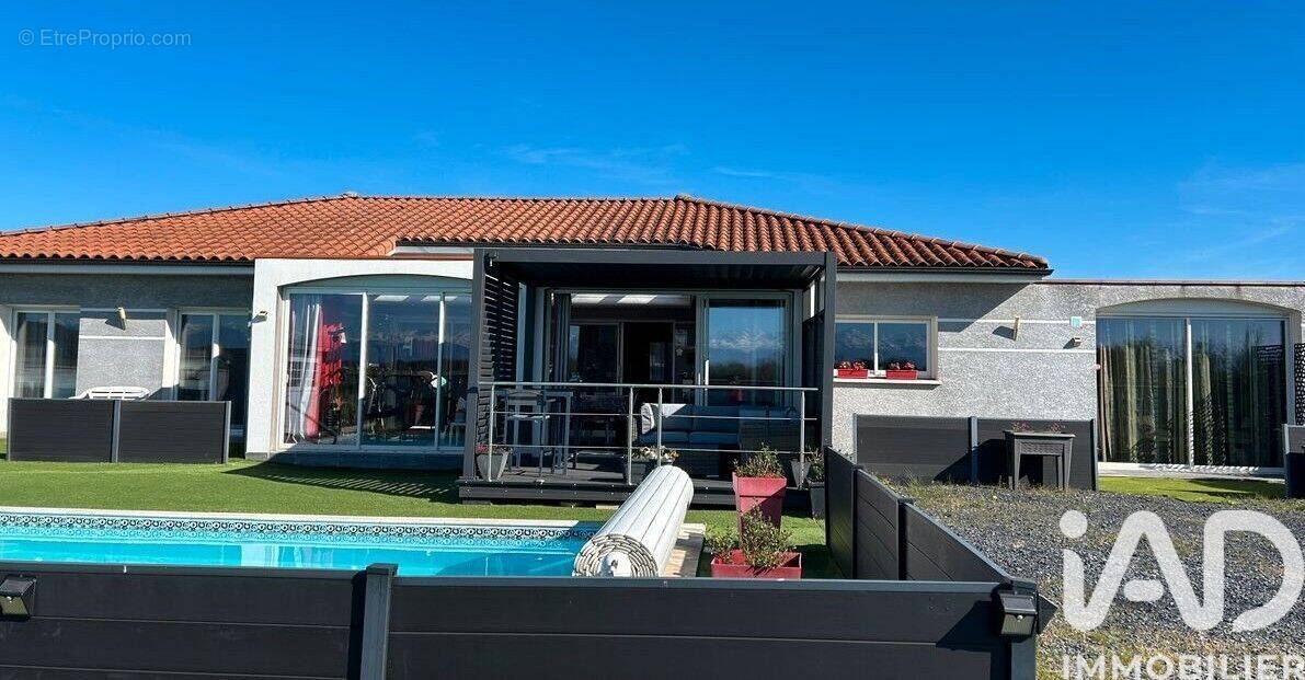 Photo 1 - Maison à TARBES