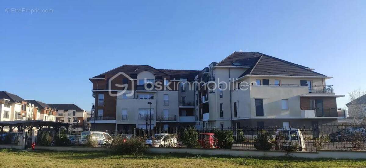 Appartement à SAINT-PIERRE-DU-PERRAY