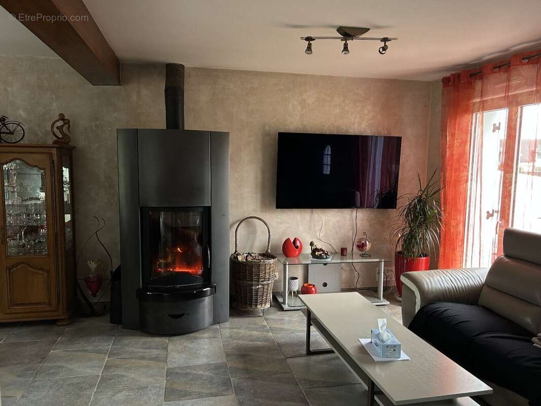 Maison à SAINT-EVARZEC