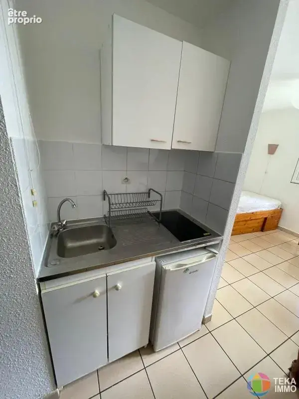 Fabien TEKA IMMO vend studio de 18m² dans la résidence Le Laureat situé au Moufia, à Saint Denis, ile de la Réunion - photo 3