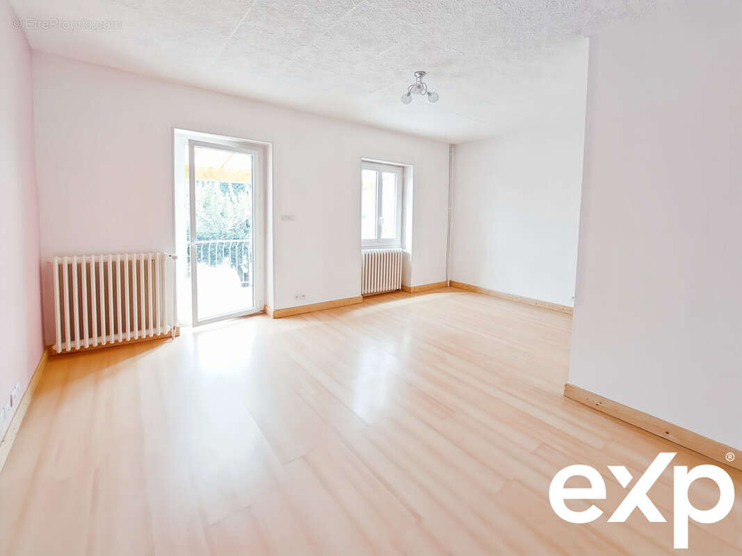 Maison à VILLEFRANCHE-SUR-SAONE