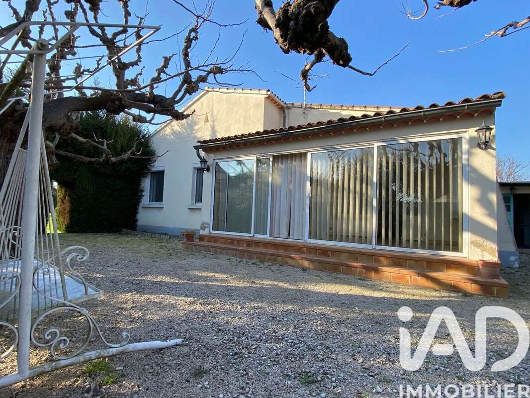 Photo 2 - Maison à JONQUIERES