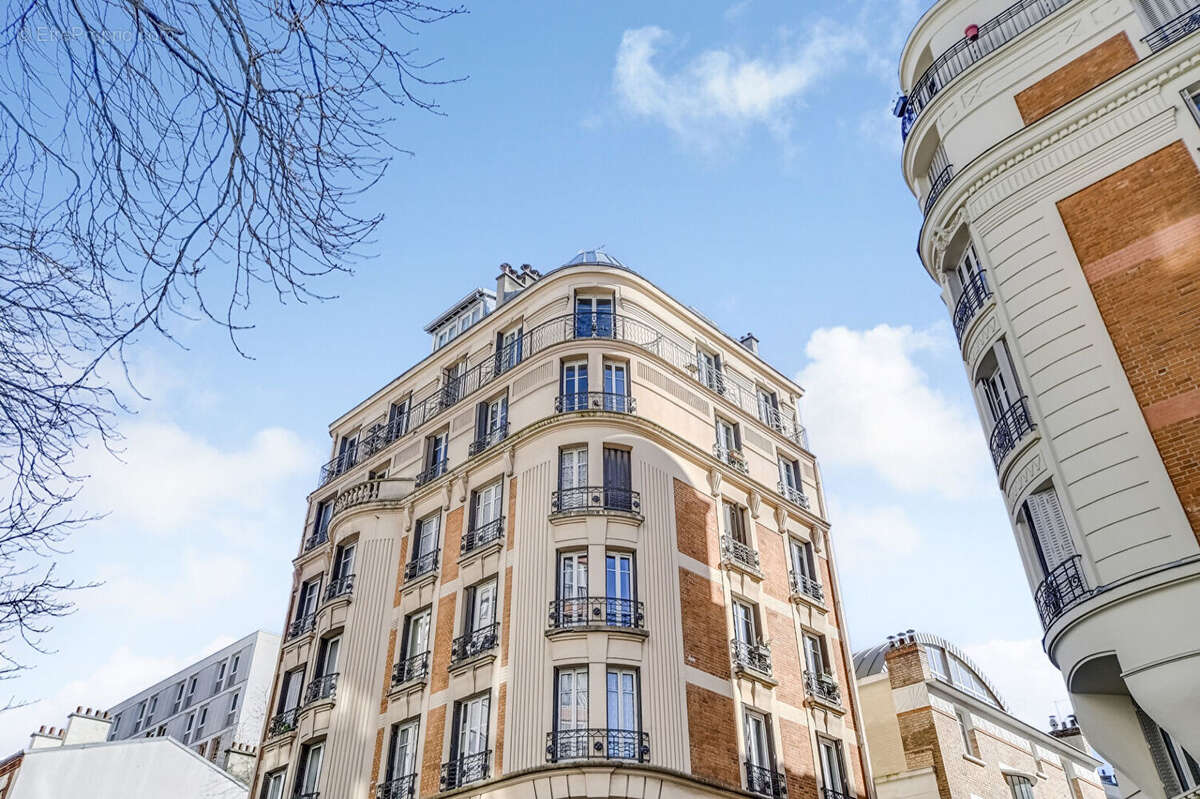 Appartement à PARIS-19E