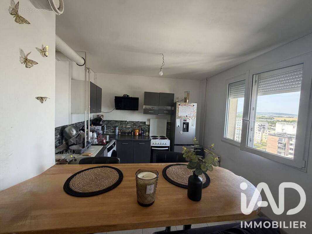 Photo 1 - Appartement à REIMS