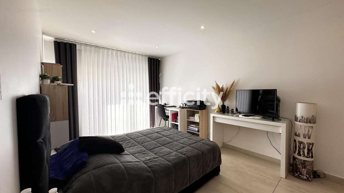 Maison à PIERRELATTE